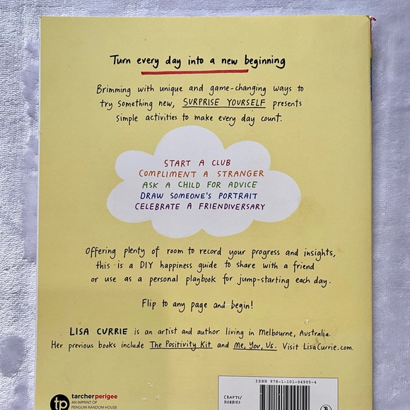 🌸 Fun Activity Book - Picture 2 of 3